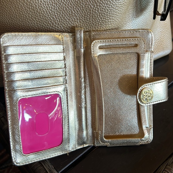LILLY PULITZER WRISTLET/PHONE CASE - Picture 3 of 6